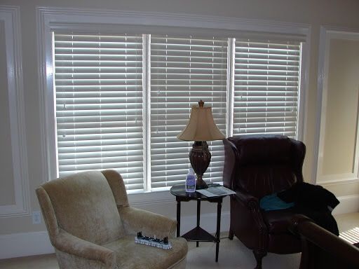 custom-blinds-chair-table-den-off-white-kennesaw-state-university-pulte-homes